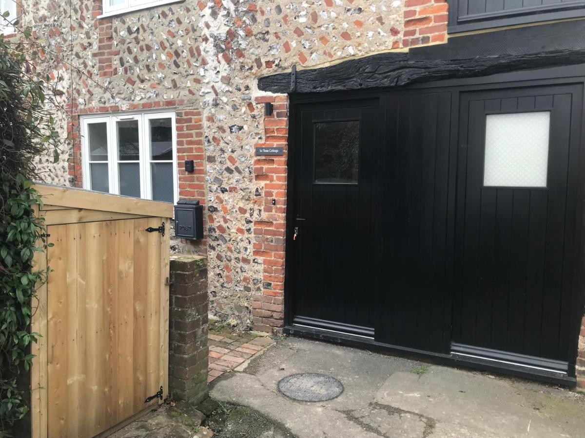 14th Century Rose Cottage, Centre Of By Air Premier Alfriston